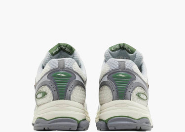 SAUCONY PROGRID TRIUMPH 4 MINTED NY