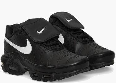 NIKE AIR MAX PLUS TIEMPO BLACK WHITE (W)
