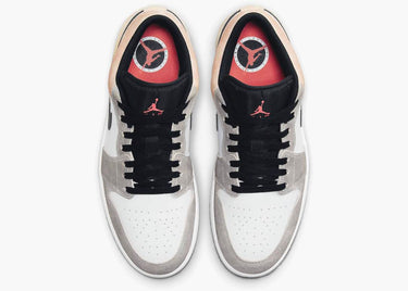 JORDAN 1 LOW SE FLIGHT CLUB