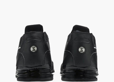 NIKE SHOX NZ EU BLACK WHITE