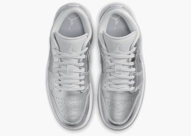 JORDAN 1 LOW SE METALLIC SILVER (W)