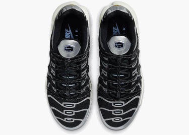NIKE AIR MAX PLUS TOGGLE BLACK SILVER (W)