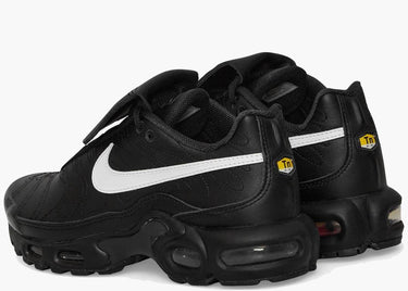 NIKE AIR MAX PLUS TIEMPO BLACK WHITE (W)