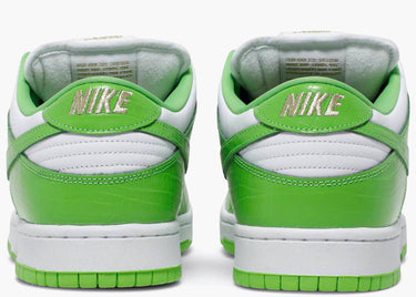 DUNK LOW SB MEAN GREEN x SUPREME (2021)