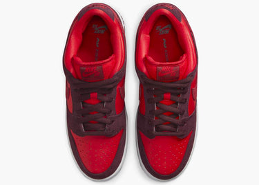 NIKE SB DUNK LOW CHERRY