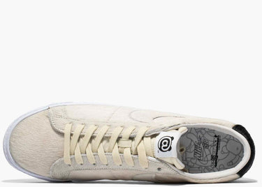 NIKE SB BLAZER LOW MEDICOM TOY (2020)