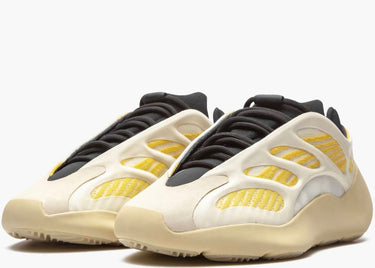 YEEZY BOOST 700 V3 SAFFLOWER