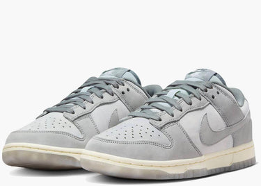 NIKE DUNK LOW COOL GREY FOOTBALL GREY (W)