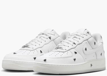 NIKE AIR FORCE 1 LOW RETRO HOUSEFLIES