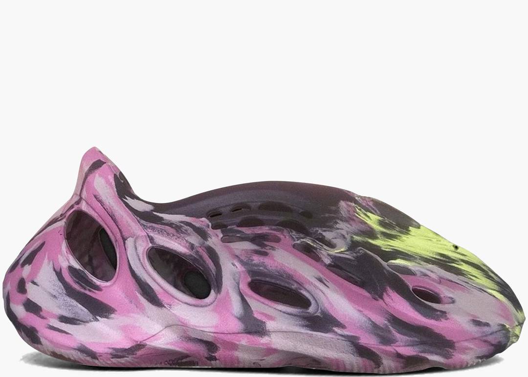 ADIDAS YEEZY FOAM RNNR MX CARBON Official Shop