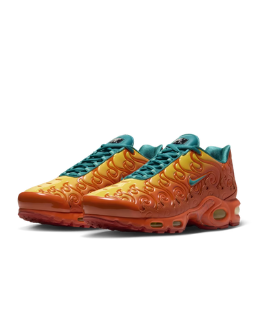 NIKE AIR MAX PLUS ONE PIECE MERA MERA (with promo card)