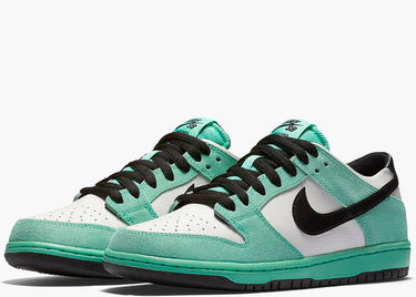 NIKE SB DUNK LOW SEA CRYSTAL