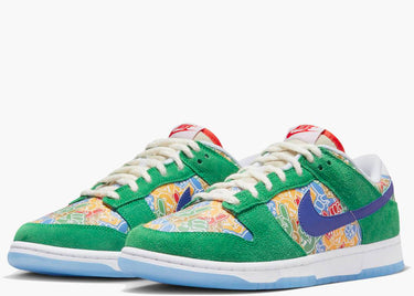 NIKE DUNK LOW FOAM FINGER