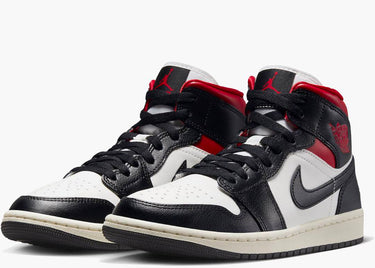 JORDAN 1 MID GYM RED PANDA (W)