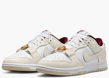 NIKE DUNK LOW SE JUST DO IT WHITE PHANTOM (W)
