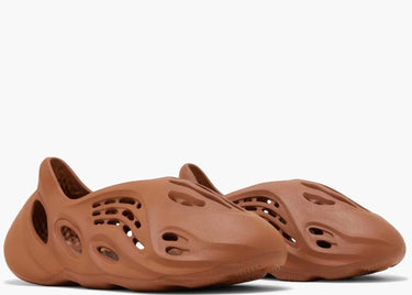 ADIDAS YEEZY FOAM RNNR CLAY RED