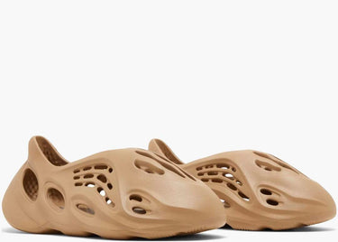 ADIDAS YEEZY FOAM RNNR CLAY TAUPE