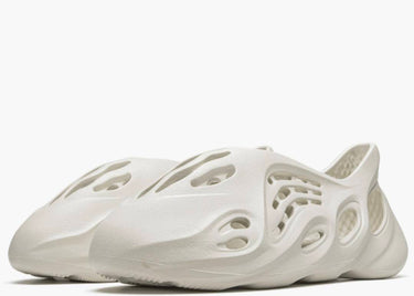 ADIDAS YEEZY FOAM RNNR ARARAT