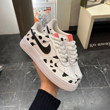AIR FORCE 1 LOW COW  HAND PAINT
