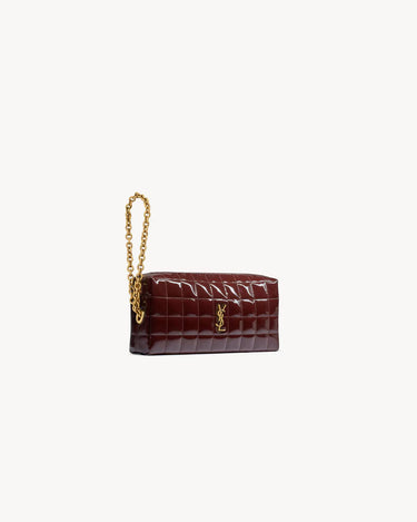Pochette Cassandre matelassé carré con catena in tela lucida DARK RED WINE