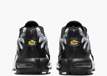 NIKE AIR MAX PLUS BLACK SILVER WHITE