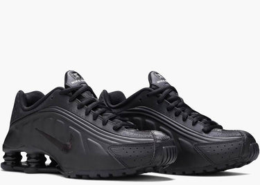NIKE SHOX R4 TRIPLE BLACK (GS)