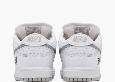 DUNK LOW SB SUPREME  94 WHITE METALLIC SILVER
