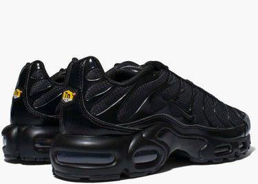 NIKE AIR MAX PLUS TN ULTRA TRIPLE BLACK