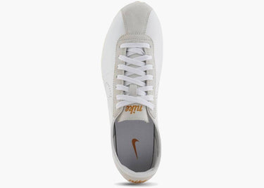 NIKE CORTEZ WHITE BRONZE PERFORATED SWOOSH (W)