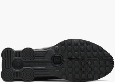 NIKE SHOX R4 TRIPLE BLACK