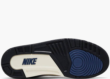 JORDAN 3 OG SP A MANIERE DIFFUSED BLUE