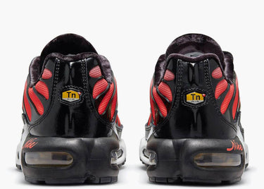 NIKE AIR MAX PLUS SISTERHOOD (W)