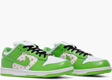 DUNK LOW SB MEAN GREEN x SUPREME (2021)