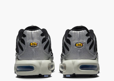 NIKE AIR MAX PLUS TOGGLE BLACK SILVER (W)