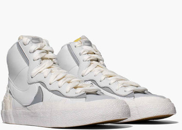 NIKE BLAZER MID SACAI WHITE GREY