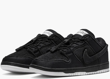 NIKE SB DUNK LOW GNARHUNTERS