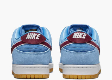 NIKE SB DUNK LOW PHILADELPHIA PHILLIES