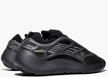 YEEZY BOOST 700 V3 ALVAH