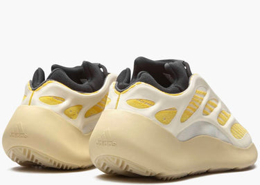 YEEZY BOOST 700 V3 SAFFLOWER