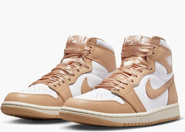 JORDAN 1 RETRO HIGH OG PRALINE (W)