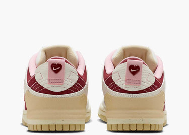 NIKE DUNK LOW DISRUPT 2 VALENTINE'S DAY (2023) (W)