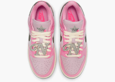 NIKE DUNK LOW LX BARBIE (W)
