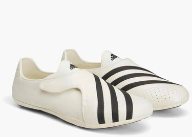ADIDAS VARIO FLAT EARTHER PHARRELL WHITE BLACK