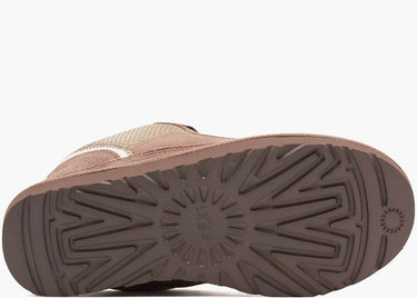 UGG LOWMEL ROCKY OAK (W)