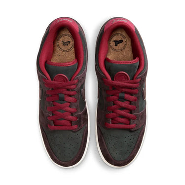 NIKE SB DUNK LOW RIOT SKATESHOP