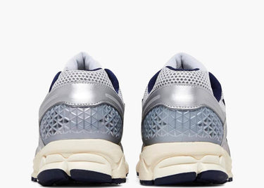 NIKE ZOOM VOMERO 5 PURE PLATINUM LASER ORANGE