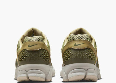 NIKE ZOOM VOMERO 5 NEUTRAL OLIVE