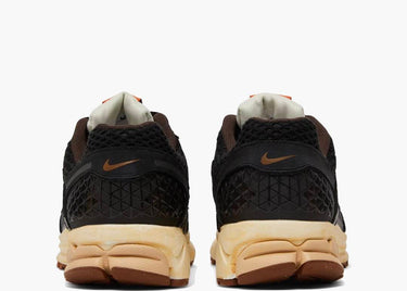 NIKE ZOOM VOMERO 5 BLACK SESAME (W)