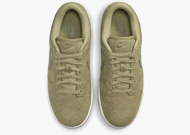 NIKE DUNK LOW PRM NEUTRAL OLIVE (W)