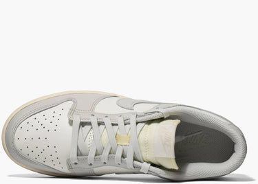 NIKE DUNK LOW SAIL LIGHT BONE (W)